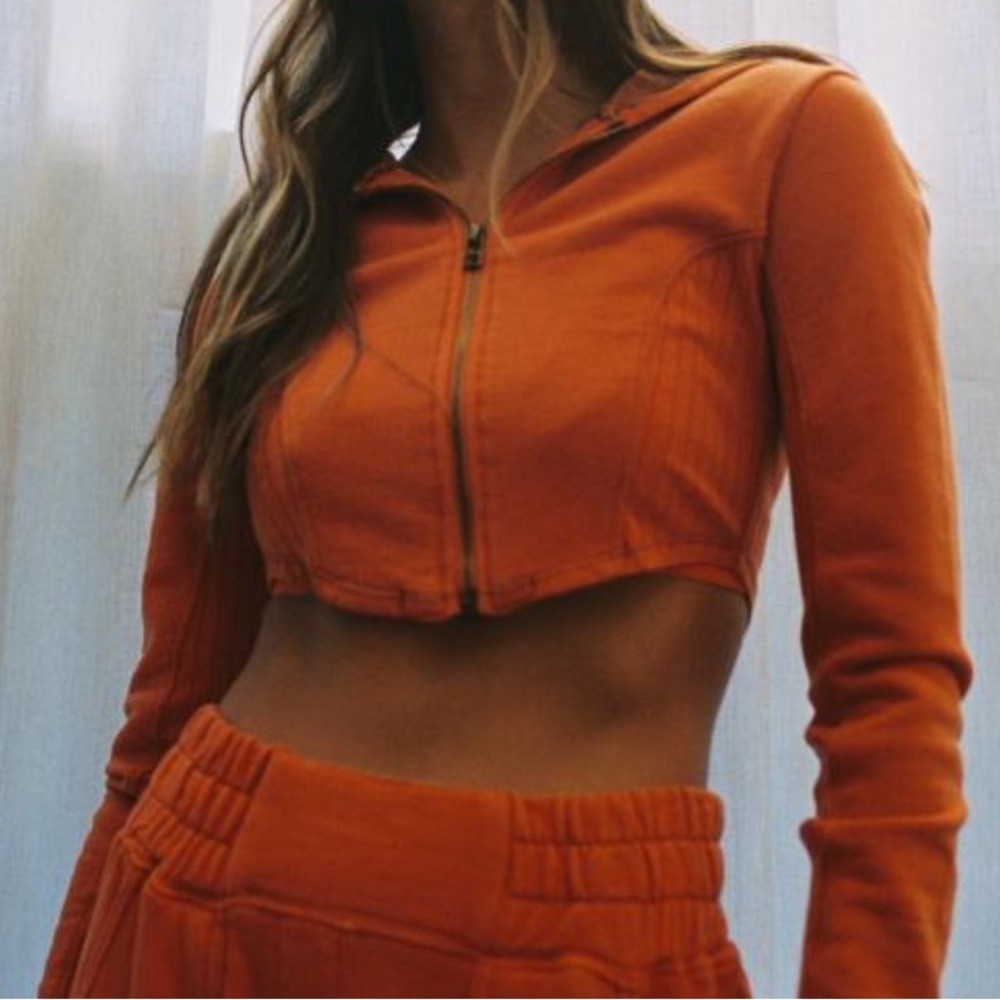 URBAN OUTFITTERS Out From Under Aubrey Cropped Orange Zip Front Sweater